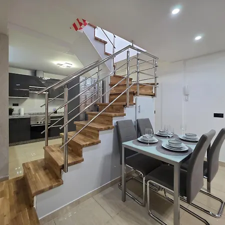 Duplex Premium Con Terraza Daire Los Cristianos (Tenerife)