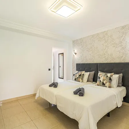 Duplex Premium Con Terraza Los Cristianos (Tenerife)